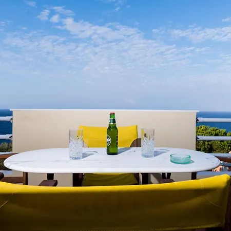 Odysseas Art Villa